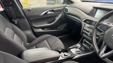 Infiniti Qx30 2.0t Executive 5dr DCT Petrol Estate